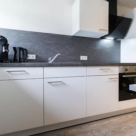 Fewomo, Moselsky, Stilvolle Dachgeschoss-ferienwohnung Mit Charme Fuer 6 Personen