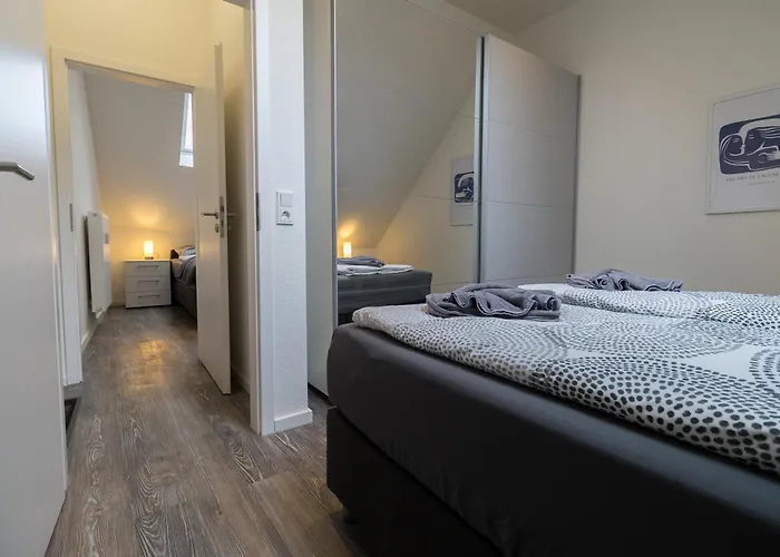 アパート Fewomo, Moselsky, Stilvolle Dachgeschoss-ferienwohnung Mit Charme Fuer 6 Personen