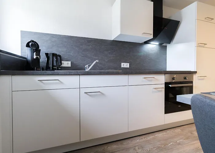 Fewomo, Moselsky, Stilvolle Dachgeschoss-ferienwohnung Mit Charme Fuer 6 Personen