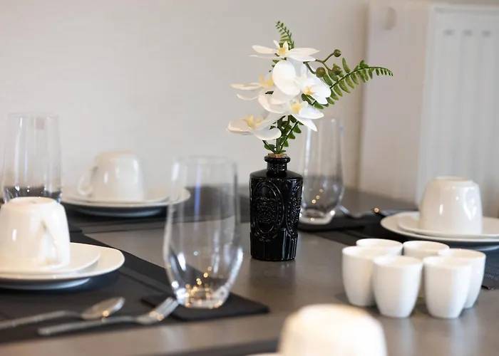 アパート Fewomo, Moselsky, Stilvolle Dachgeschoss-ferienwohnung Mit Charme Fuer 6 Personen